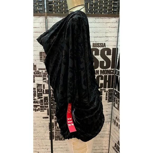R & M Richards Plus 2X Black Metallic Flocked Draped Neck Cold Shoulder Blouse - Picture 5 of 6